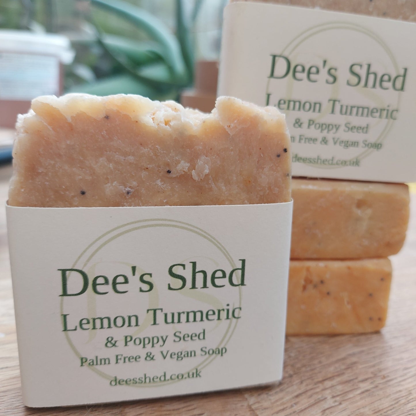 Soap - Lemon Turmeric and Poppy Seed - Dees Shed